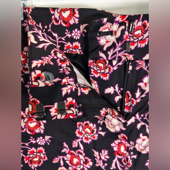 Ann Taylor Floral Elastic Waist Mid Rise Straight Leg Casual Crop Pants 10 - Picture 5 of 12